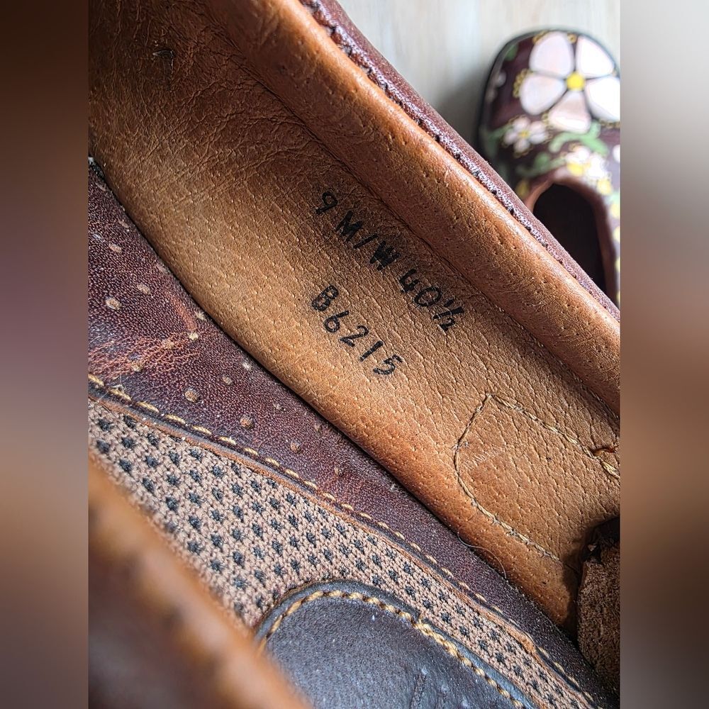 Hand Painted Leather Loafers Foral Motif Born For J.Jill Brown Sz 9 M/W 40.5 - Picture 4 of 10